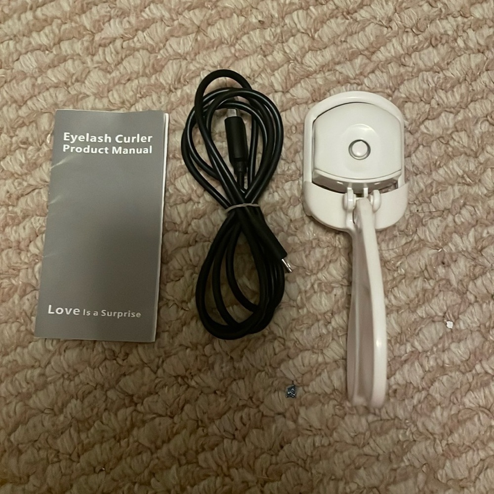 Heated eyelash curler!